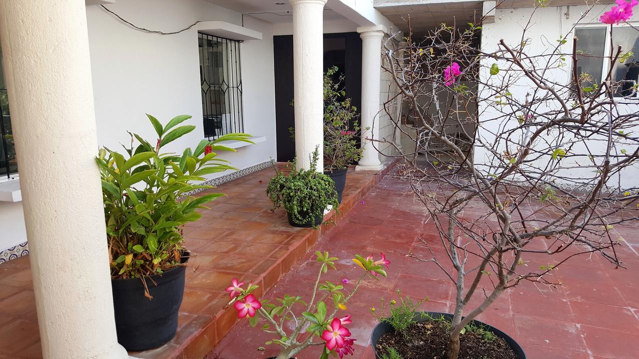 Suites Rosas Cancún Zewnętrze zdjęcie